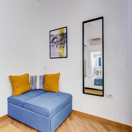Vivilo Collection - Marche 54 Suites - Close To Via Veneto Area - Lt 로마 외부 사진